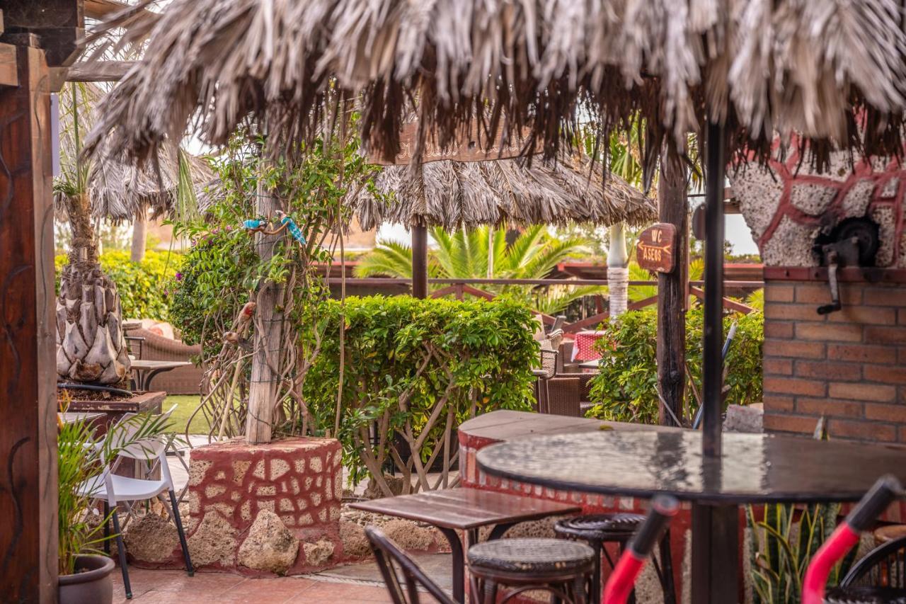 Casa Giuliana Bed & Breakfast Charco del Pino Exterior photo